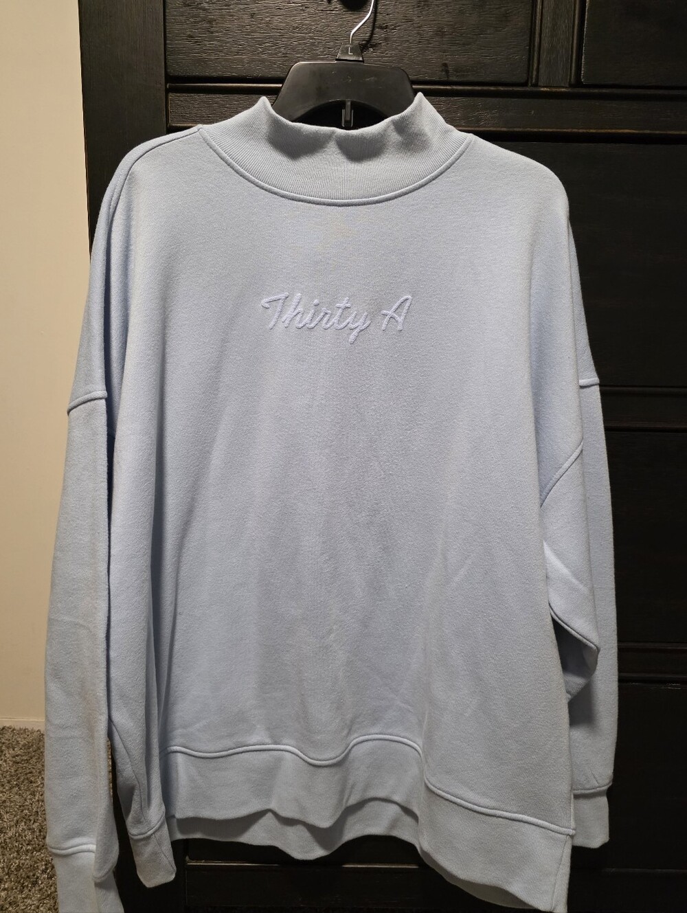 Light Blue Mock-Neck Sweatshirt, Size XL - NWT